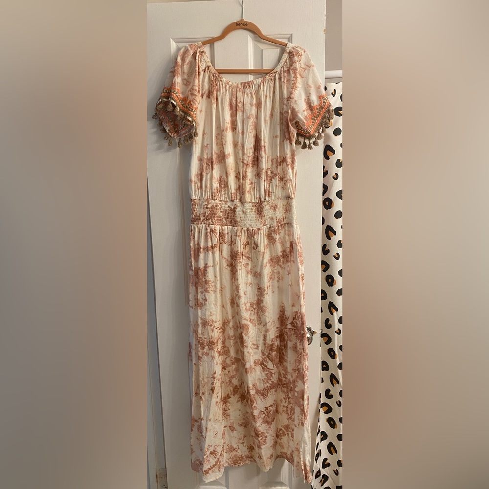 NWOT Tie Dye Tassel Maxi Dress